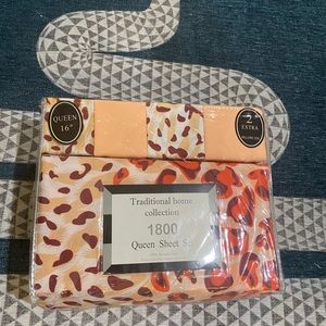 Brand new Queen size 6pcs sheet sets